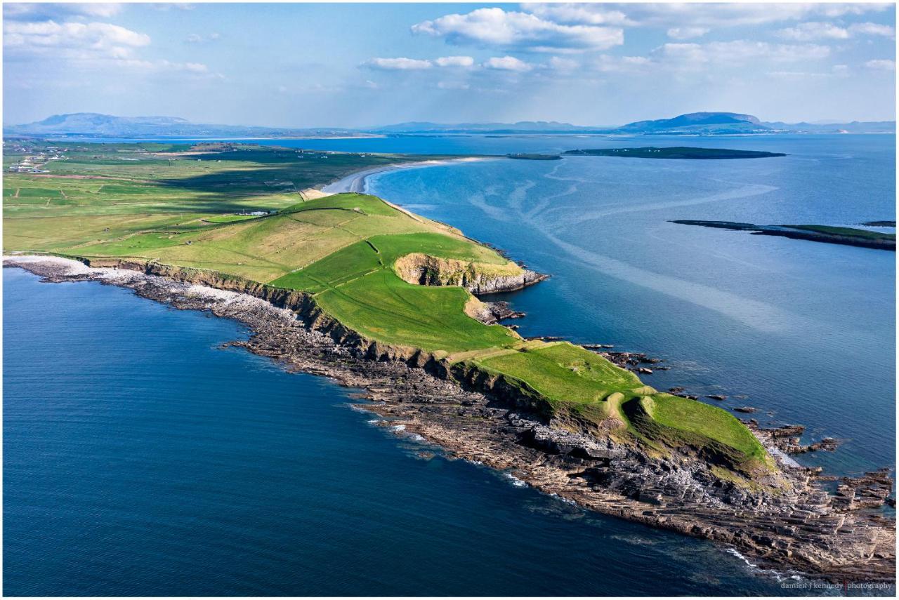 Pebble Beach Holiday Home Ballinphull Exteriér fotografie