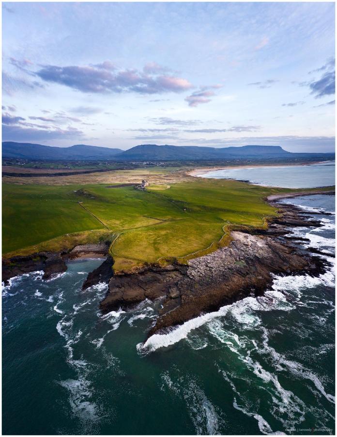Pebble Beach Holiday Home Ballinphull Exteriér fotografie