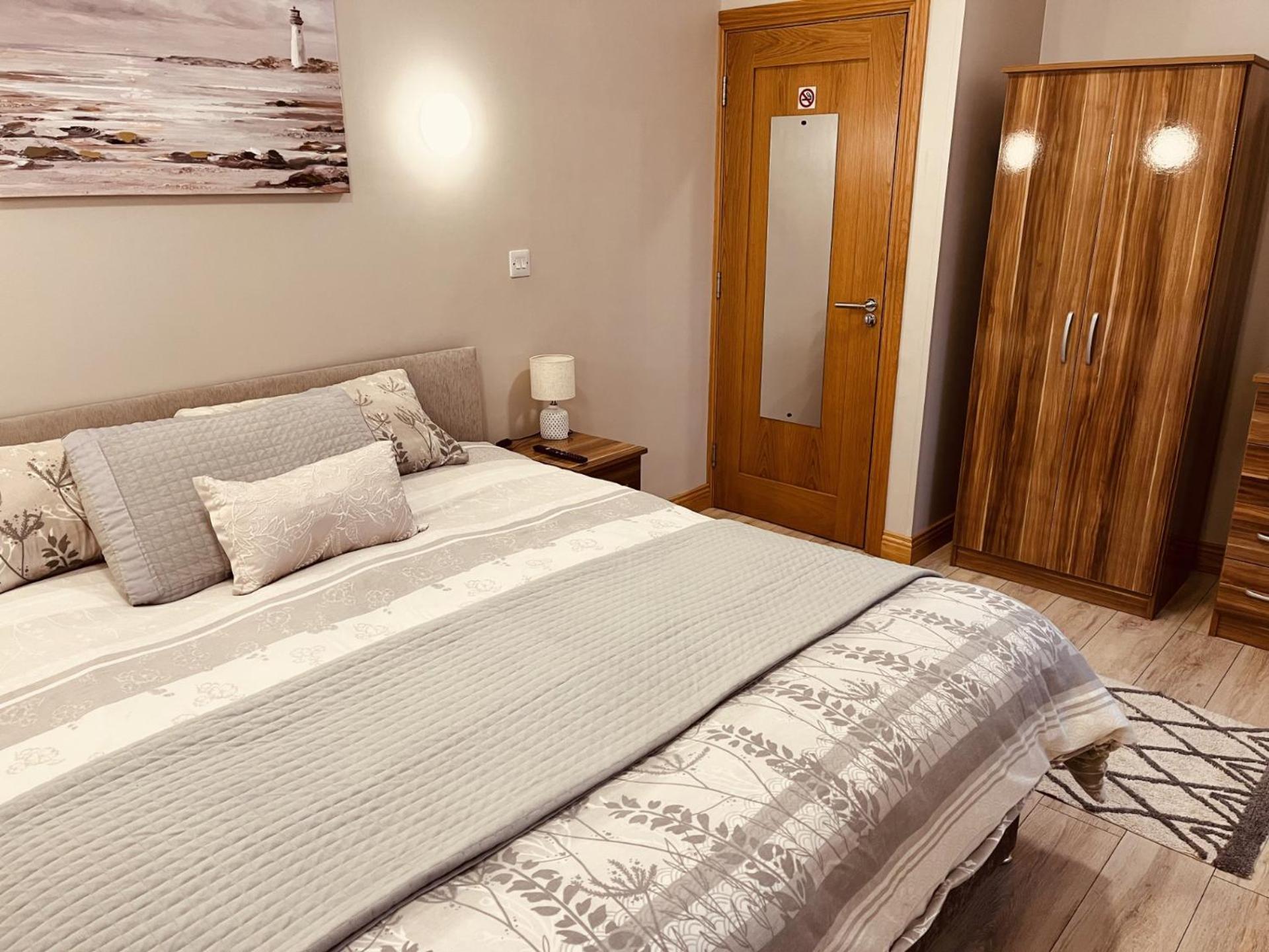Pebble Beach Holiday Home Ballinphull Exteriér fotografie